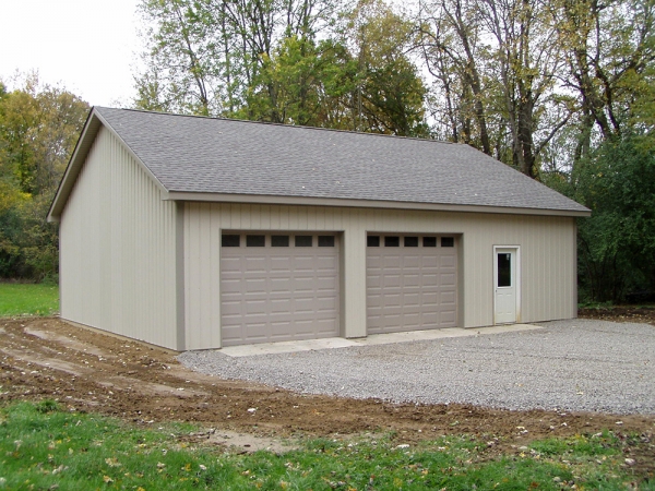 32 x 40 x 10 + High Ceiling for Hoist - Custom Barn Construction ...